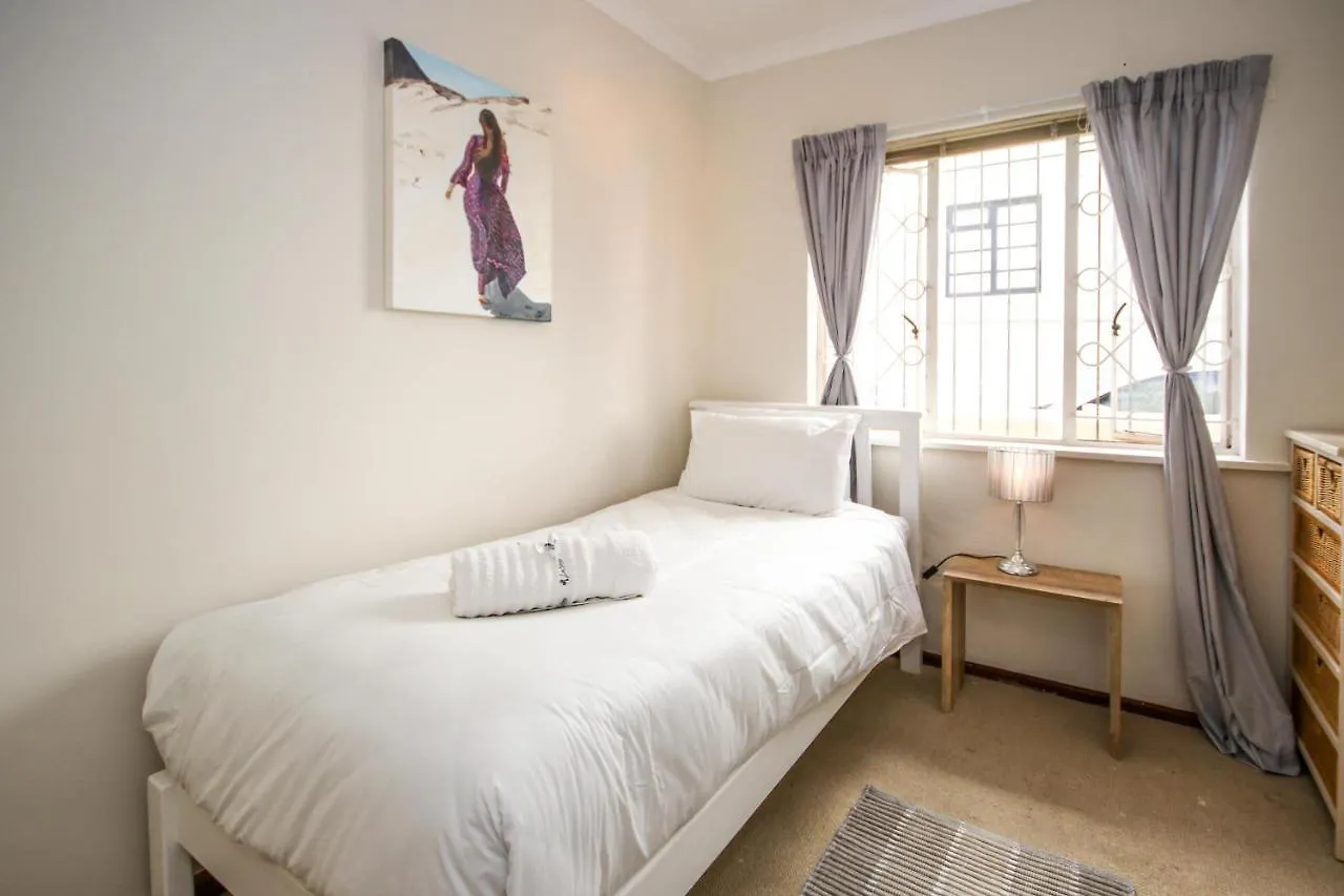 Apartamento Holiday Home In Sea Point, Fresnaye Ciudad del Cabo